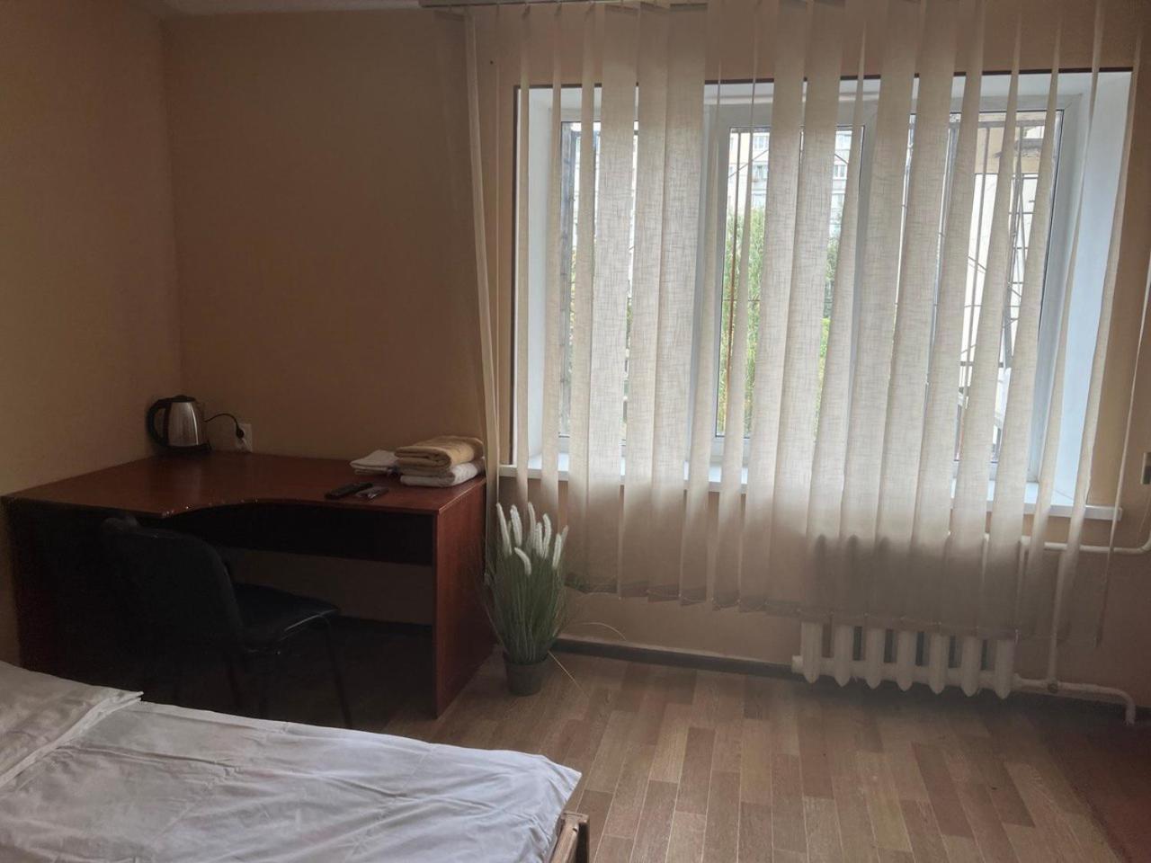 Hostel Krone Gok Zatishok Kiev Buitenkant foto