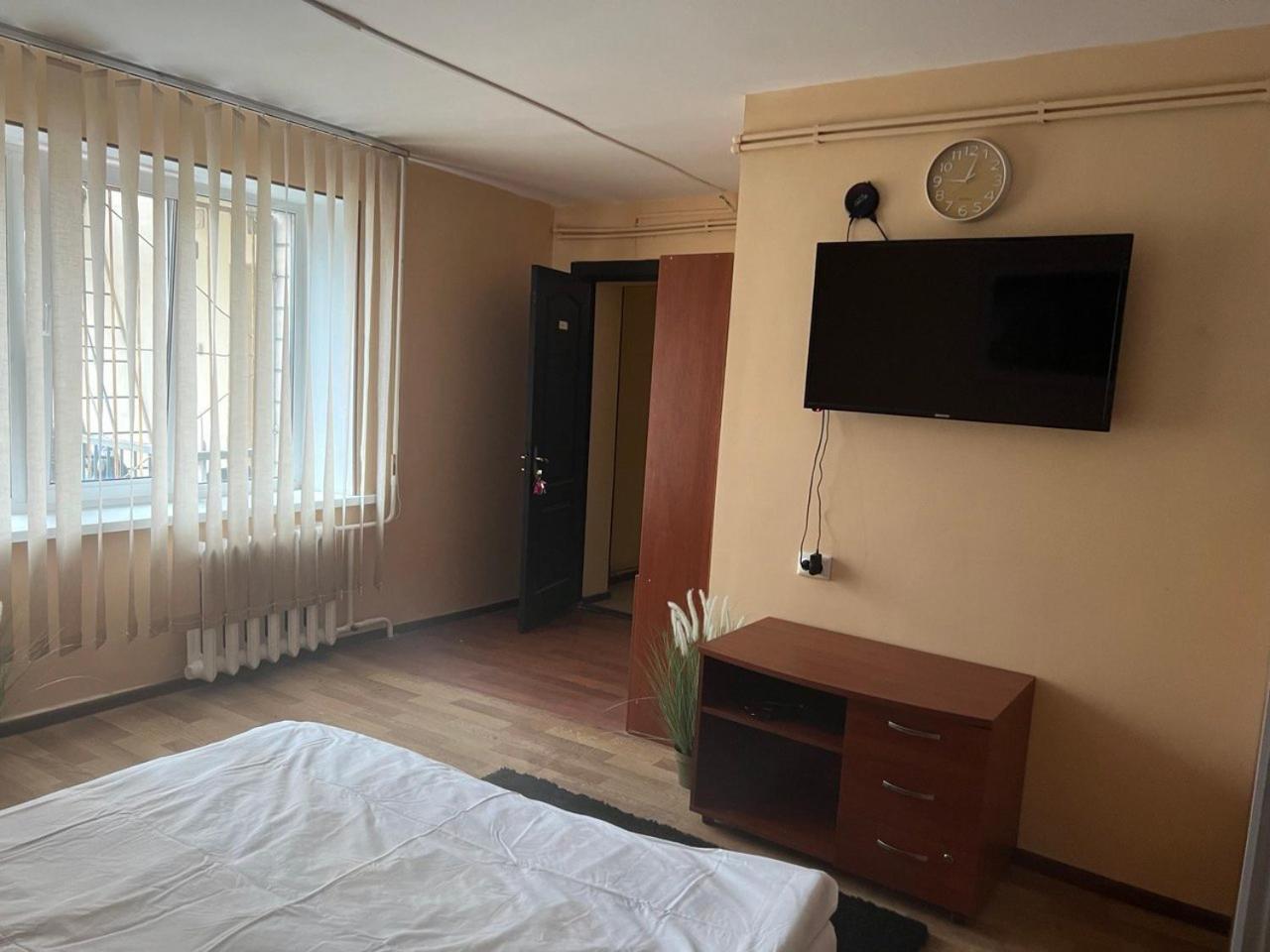 Hostel Krone Gok Zatishok Kiev Buitenkant foto